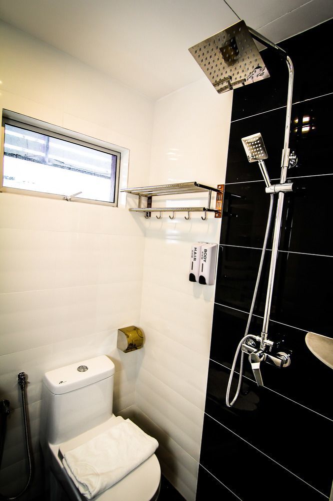 Hotel Lavender Senawang Seremban Esterno foto