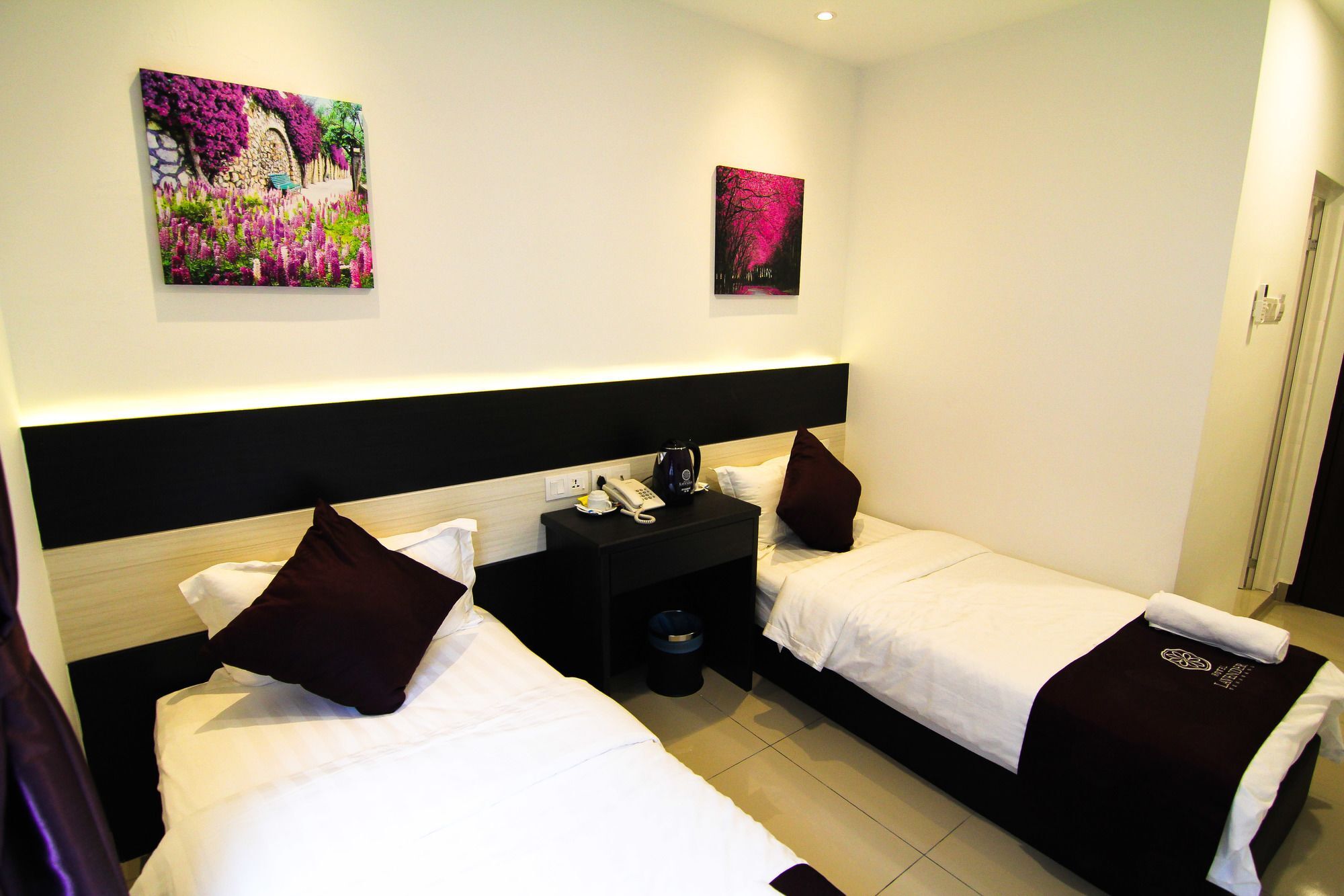 Hotel Lavender Senawang Seremban Esterno foto